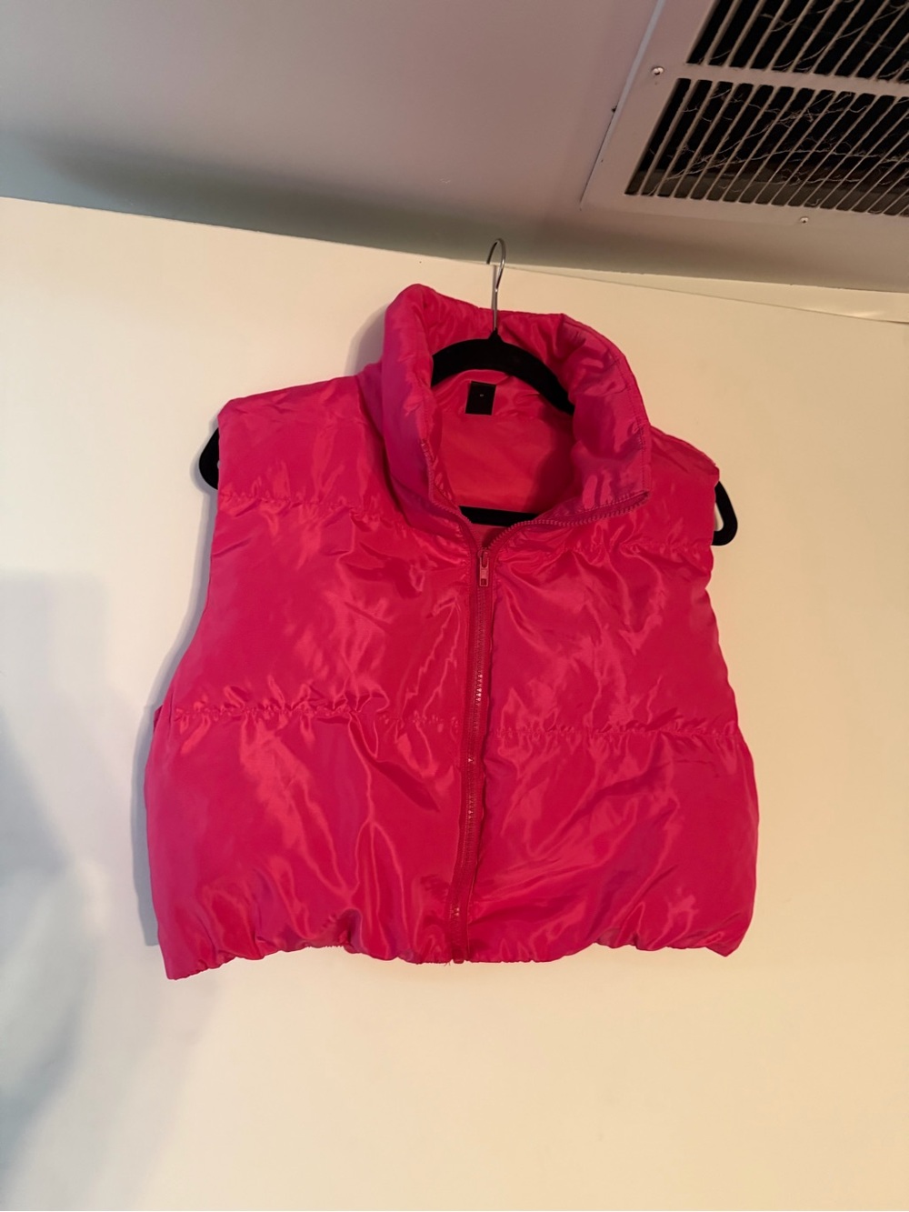 Women’s Hot Pink Cropped Puffer Vest
